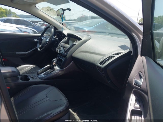 45476450 :رقم المزاد ، 1FADP3N20EL167401 vin ، 2014 Ford Focus Titanium مزاد بيع