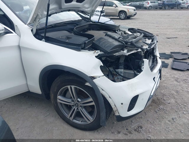 45476533 :رقم المزاد ، W1N0G8EB2MV281868 vin ، 2021 Mercedes-benz Glc 300 4matic Suv مزاد بيع