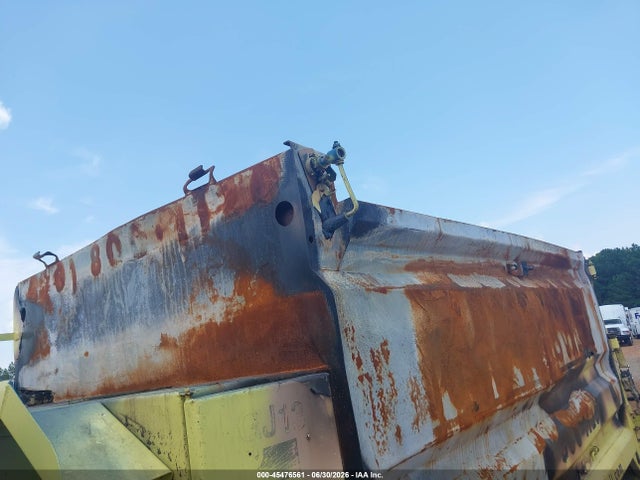 45476561 :رقم المزاد ، 54DC4W1B2CS805202 vin ، 2012 Isuzu Npr Gas Reg مزاد بيع