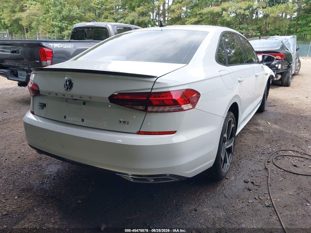 Продаж на аукціоні авто 2021 Volkswagen Passat 2.0t R-line, vin: 1VWMA7A33MC012175, номер лоту: 45476576