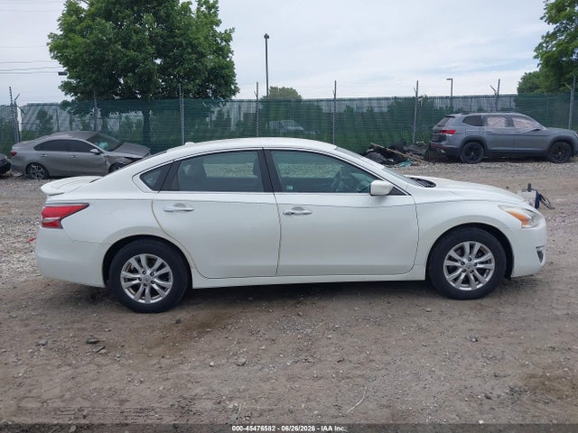 Nissan Altima 2.5 S 2014 1N4AL3AP4EN249667 Image 12