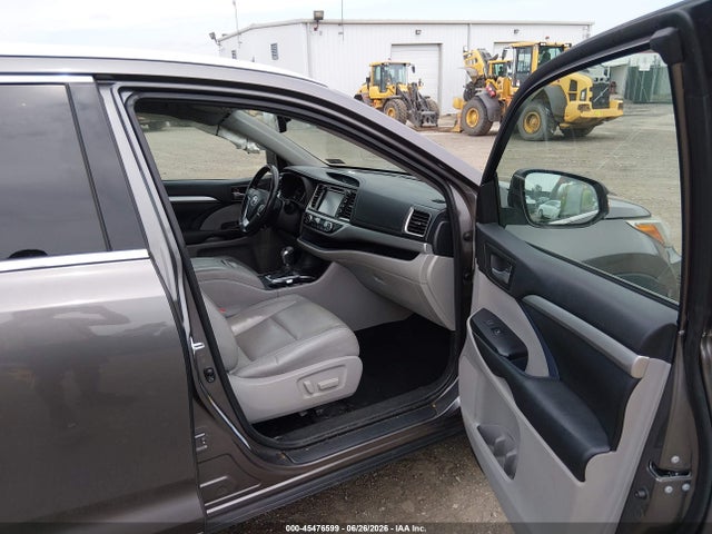 Toyota Highlander Xle 2017 5TDJZRFH5HS390596 Image 5