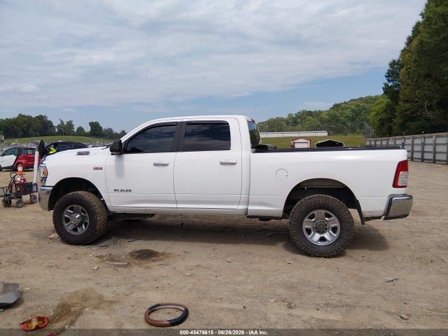 45476615 :رقم المزاد ، 3C6UR5DJ9KG663693 vin ، 2019 Ram 2500 مزاد بيع