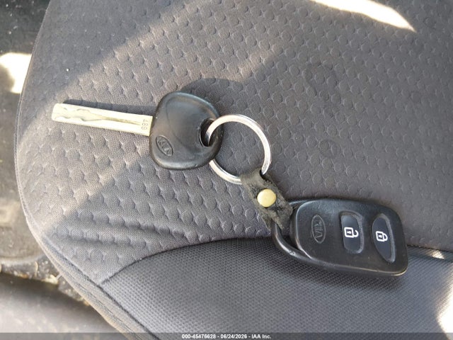 2011 Kia Sorento Lx მანქანა იყიდება აუქციონზე, vin: 5XYKT4A11BG133796, აუქციონის ნომერი: 45476628