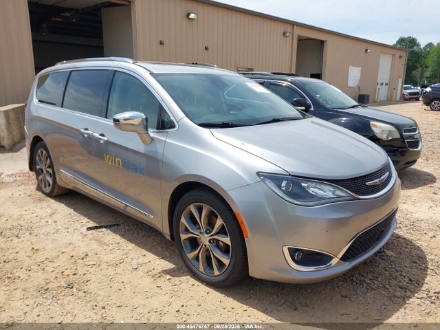 45476747 :رقم المزاد ، 2C4RC1GG8HR533125 vin ، 2017 Chrysler Pacifica Limited مزاد بيع
