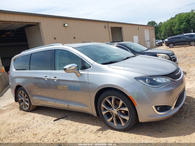 Продажа на аукционе авто 2017 Chrysler Pacifica Limited, vin: 2C4RC1GG8HR533125, номер лота: 45476747