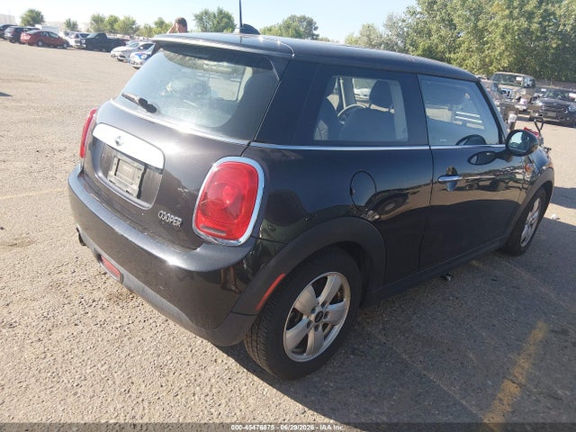 Продаж на аукціоні авто 2014 Mini Hardtop Cooper, vin: WMWXM5C54ET934401, номер лоту: 45476875