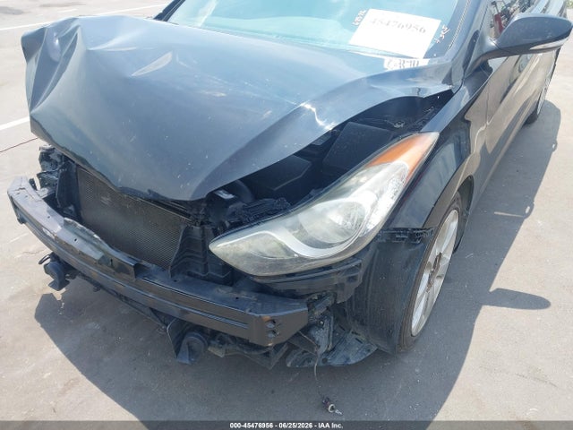 2013 Hyundai Elantra Limited მანქანა იყიდება აუქციონზე, vin: 5NPDH4AE3DH239031, აუქციონის ნომერი: 45476956
