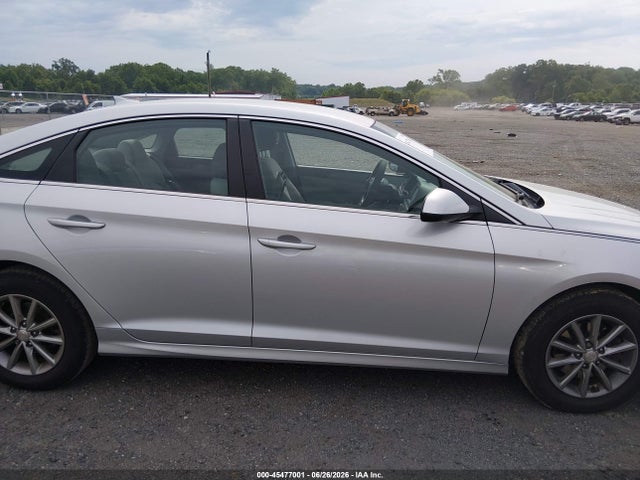 Продаж на аукціоні авто 2018 Hyundai Sonata Se, vin: 5NPE24AF1JH705131, номер лоту: 45477001