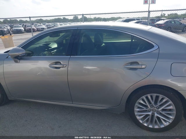 45477015 :رقم المزاد ، JTHBK1GG7F2208111 vin ، 2015 Lexus Es 350 مزاد بيع