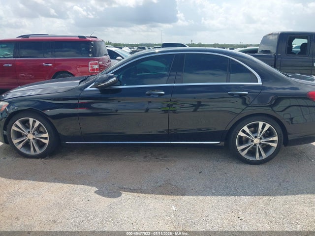 Продажа на аукционе авто 2015 Mercedes-benz C 300, vin: 55SWF4JB1FU092115, номер лота: 45477022