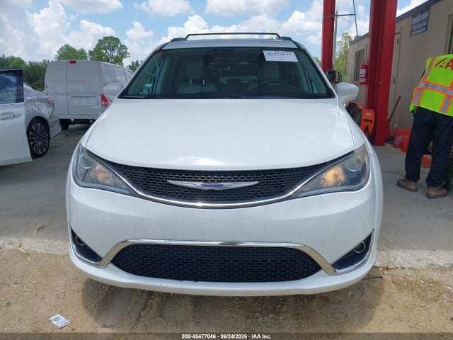 45477046 :رقم المزاد ، 2C4RC1BG7HR691513 vin ، 2017 Chrysler Pacifica Touring-l مزاد بيع