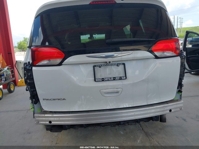 45477046 :رقم المزاد ، 2C4RC1BG7HR691513 vin ، 2017 Chrysler Pacifica Touring-l مزاد بيع