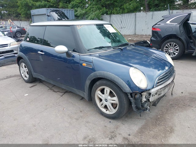 2006 Mini Cooper მანქანა იყიდება აუქციონზე, vin: WMWRC33576TJ79553, აუქციონის ნომერი: 45477052