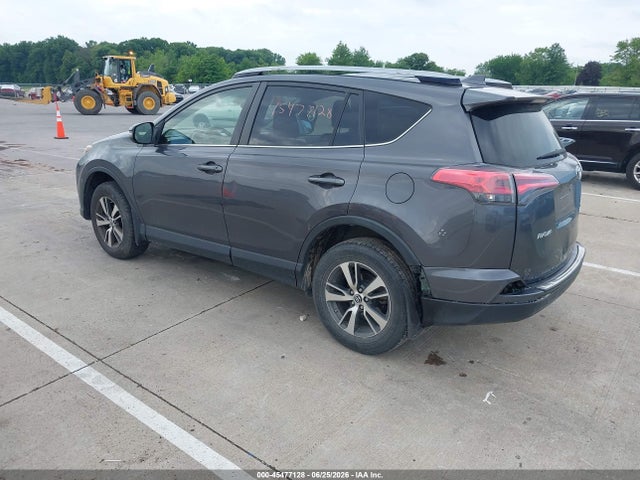 Toyota Rav4 Xle 2017 JTMRFREV0HJ172355 Image 3