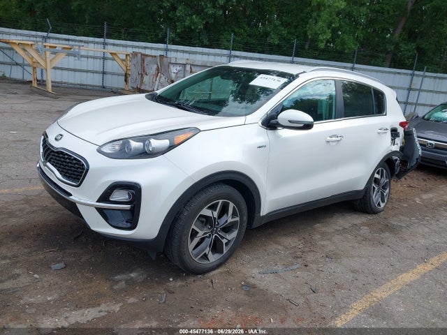 KIA Sportage Ex 2020 KNDPNCAC5L7741590 Image 2