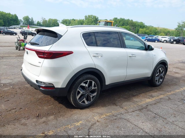 KIA Sportage Ex 2020 KNDPNCAC5L7741590 Image 4