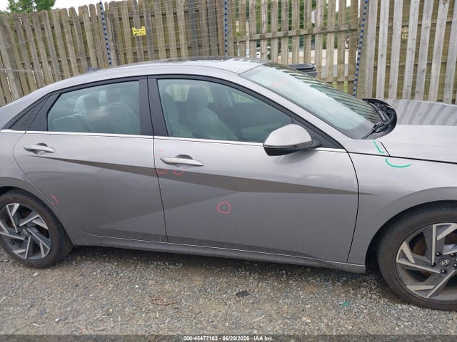 2025 Hyundai Elantra Limited მანქანა იყიდება აუქციონზე, vin: KMHLP4DG9SU908428, აუქციონის ნომერი: 45477183