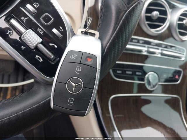 2021 Mercedes-benz C 300 Sedan მანქანა იყიდება აუქციონზე, vin: W1KWF8DBXMR611633, აუქციონის ნომერი: 45477264