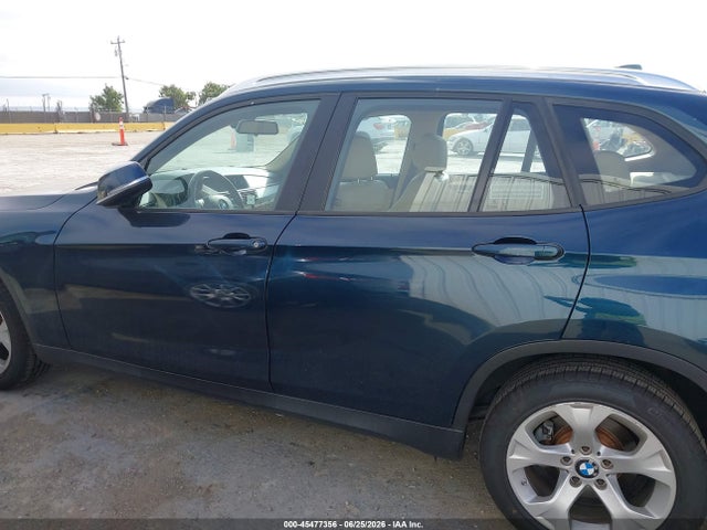 BMW X1 Sdrive28i 2014 WBAVM1C56EVW56251 Image 14