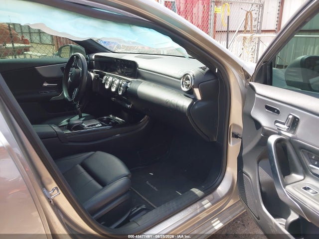 45477461 :رقم المزاد ، W1K3G4EB2LJ220044 vin ، 2020 Mercedes-benz A 220 مزاد بيع