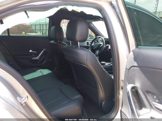 45477461 :رقم المزاد ، W1K3G4EB2LJ220044 vin ، 2020 Mercedes-benz A 220 مزاد بيع