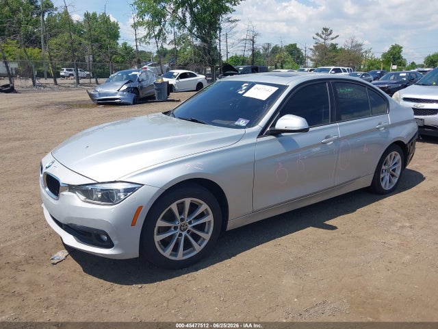 45477512 :رقم المزاد ، WBA8A3C51JA357995 vin ، 2018 Bmw 320i Xdrive مزاد بيع