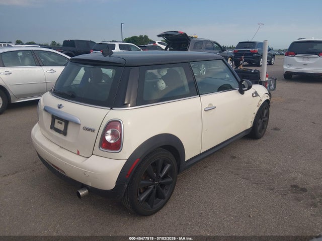 Продажа на аукционе авто 2013 Mini Hardtop Cooper, vin: WMWSU3C57DT374340, номер лота: 45477519