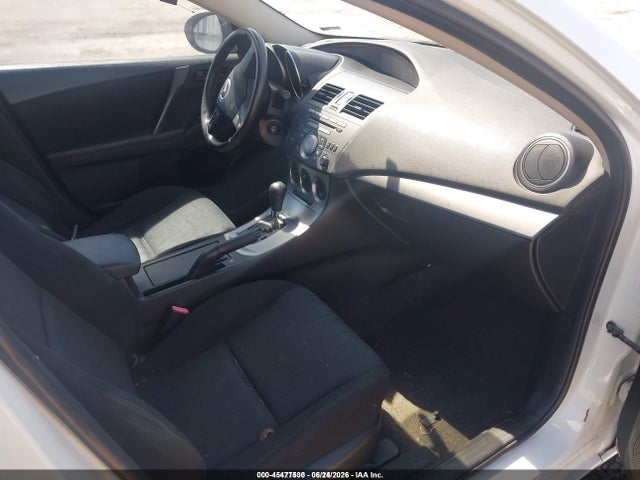 2011 Mazda Mazda3 I Sport მანქანა იყიდება აუქციონზე, vin: JM1BL1UG4B1439616, აუქციონის ნომერი: 45477530