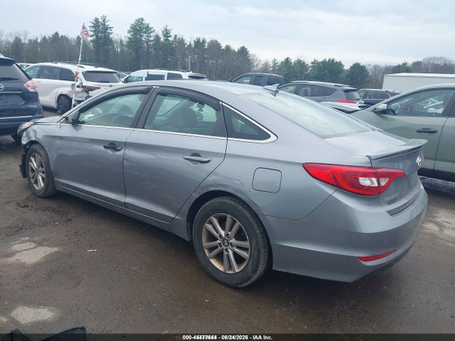 Hyundai SONATA SE 2016 5NPE24AF0GH359601 Image 3