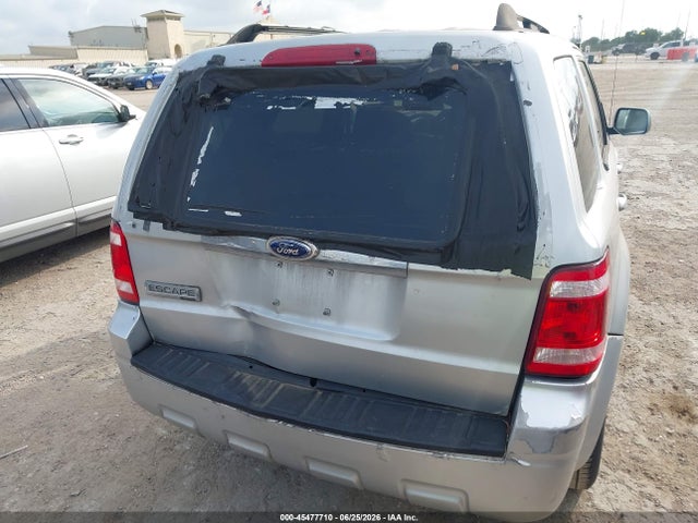 45477710 :رقم المزاد ، 1FMCU04128KA63472 vin ، 2008 Ford Escape Limited مزاد بيع