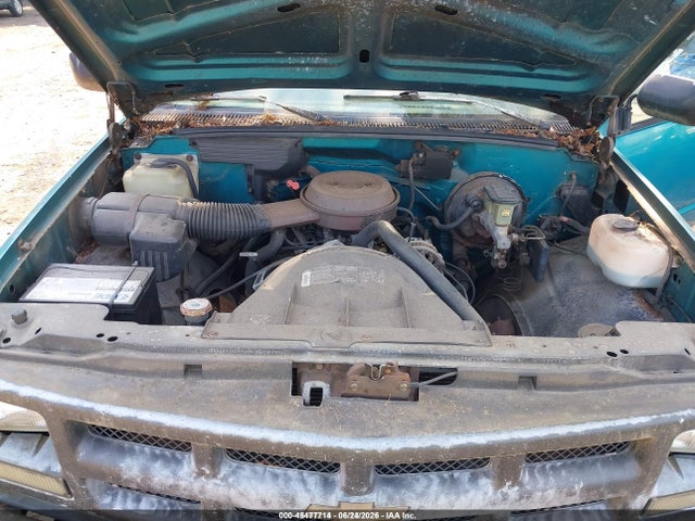 45477714 :رقم المزاد ، 1GCEK14Z6PE252654 vin ، 1993 Chevrolet Gmt-400 K1500 مزاد بيع
