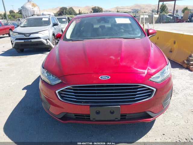 3FA6P0LU4KR257126 Ford Fusion Hybrid Se