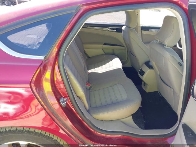 3FA6P0LU4KR257126 Ford Fusion Hybrid Se