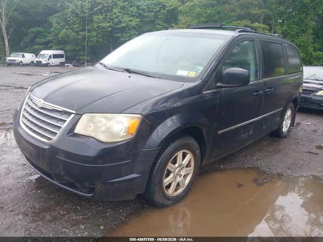 45477759 :رقم المزاد ، 2A4RR8DXXAR320401 vin ، 2010 Chrysler Town & Country Touring Plus مزاد بيع