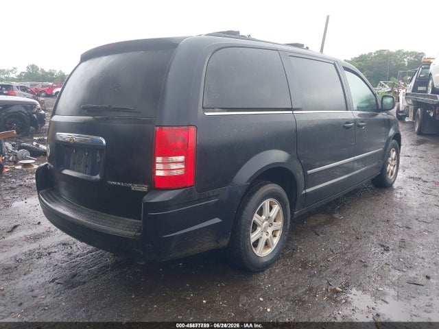 45477759 :رقم المزاد ، 2A4RR8DXXAR320401 vin ، 2010 Chrysler Town & Country Touring Plus مزاد بيع