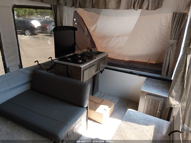 45477777 :رقم المزاد ، 4X4CFS41XND186991 vin ، 2022 Flagstaff Other مزاد بيع