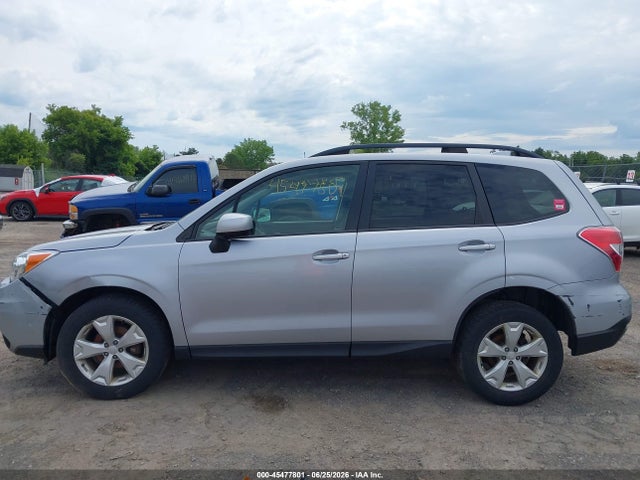 45477801 :رقم المزاد ، JF2SJADC4GH401726 vin ، 2016 Subaru Forester 2.5i Premium مزاد بيع