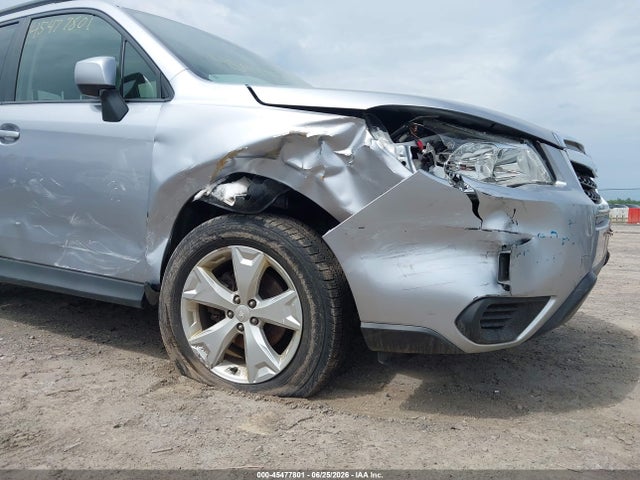 45477801 :رقم المزاد ، JF2SJADC4GH401726 vin ، 2016 Subaru Forester 2.5i Premium مزاد بيع
