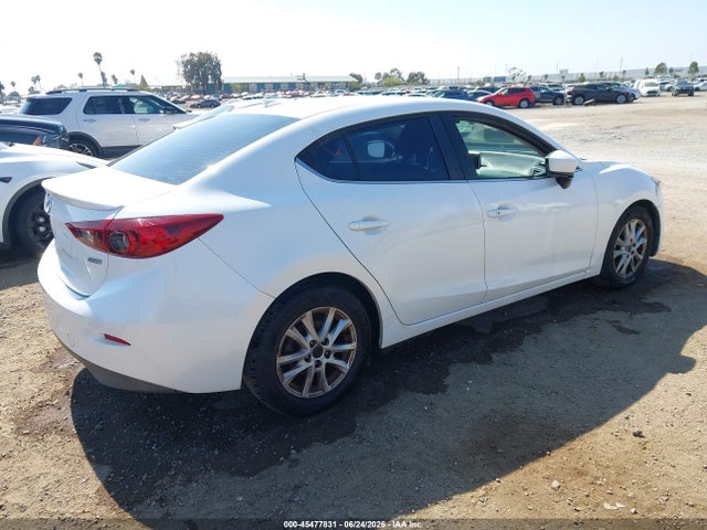 Mazda Mazda3 I Touring 2015 3MZBM1V79FM230650 Image 4