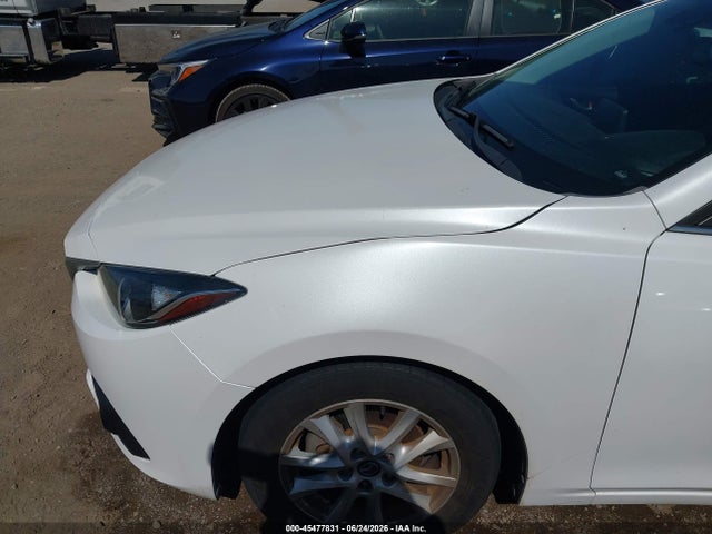 Mazda Mazda3 I Touring 2015 3MZBM1V79FM230650 Image 6