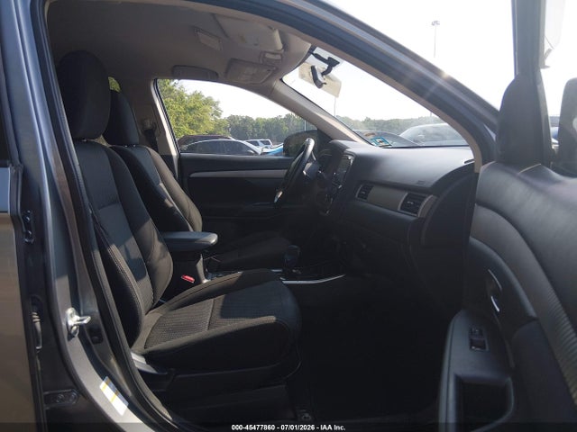 2018 Mitsubishi Outlander Se მანქანა იყიდება აუქციონზე, vin: JA4AZ3A39JZ040038, აუქციონის ნომერი: 45477860