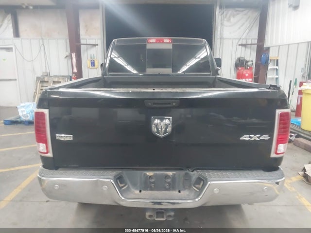 3C6UR5FL5HG667621 RAM 2500 Laramie 4x4 6&#039;4 Box