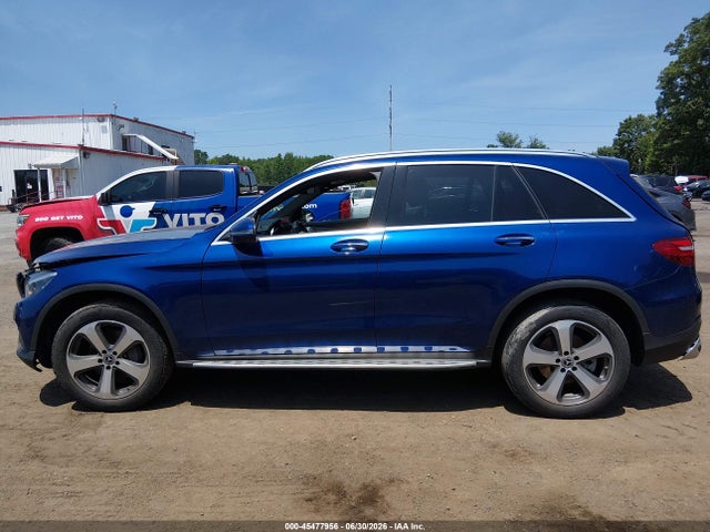2017 Mercedes-benz Glc 300 4matic მანქანა იყიდება აუქციონზე, vin: WDC0G4KB2HF242843, აუქციონის ნომერი: 45477956