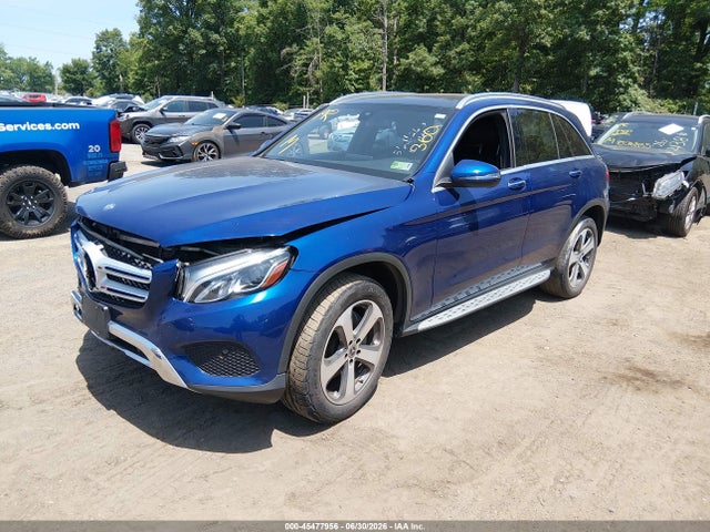2017 Mercedes-benz Glc 300 4matic მანქანა იყიდება აუქციონზე, vin: WDC0G4KB2HF242843, აუქციონის ნომერი: 45477956