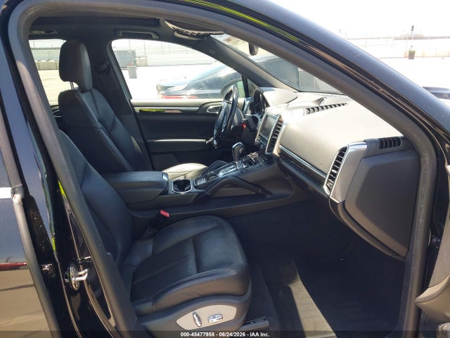 45477958 :رقم المزاد ، WP1AB2A2XDLA85863 vin ، 2013 Porsche Cayenne S مزاد بيع