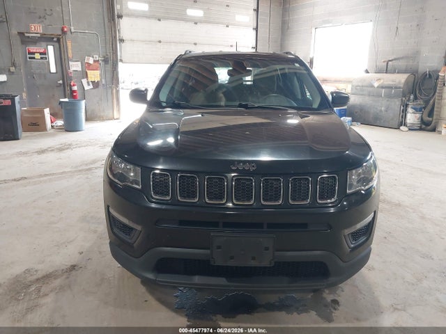 3C4NJDABXJT392242 Jeep Compass Sport 4x4