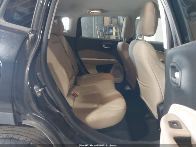 3C4NJDABXJT392242 Jeep Compass Sport 4x4