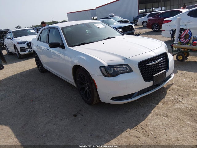 Продаж на аукціоні авто 2019 Chrysler 300 Touring, vin: 2C3CCAAG5KH602076, номер лоту: 45478023
