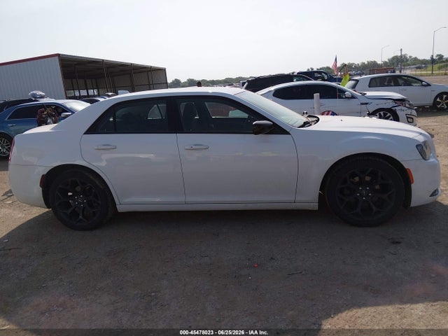 Продаж на аукціоні авто 2019 Chrysler 300 Touring, vin: 2C3CCAAG5KH602076, номер лоту: 45478023